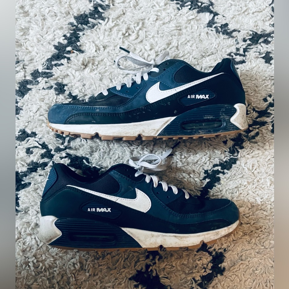 Men’s Nike Air Max Sneakers
